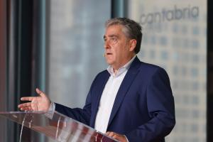El director general de Turismo y Hostelería del Gobierno de Cantabria, José Luis López, habla durante una rueda de prensa este miércoles, en Ciudad de México (México). La estrategia parte de la premisa de que la realidad y la actualidad nos dicen que Cantabria gusta al cliente mexicano, afirmó López. EFE/ Sáshenka Gutiérrez