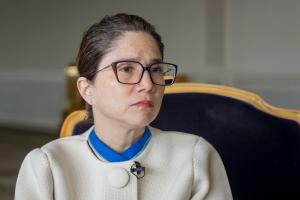 La enviada especial de la dirección general de la Organización Internacional de Migraciones (OIM) al Foro de Examen de la Migración Internacional (FEMI), Catalina Devandas, fue captada, este 5 de mayo, durante una entrevista con EFE, en Nueva York (NY, EE.UU.). EFE/Ángel Colmenares
