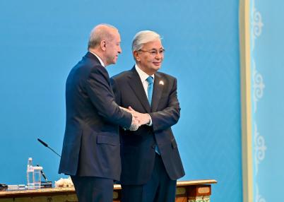 Kazajistán y Turquía firman declaración de «amistad eterna» durante visita de Erdogán