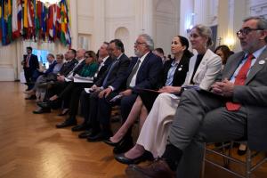 La ministra de Cultura de Panamá, María Eugenia Herrera (3-d), participa en una sesión extraordinaria del Consejo Interamericano para el Desarrollo Integral (CIDI) de la OEA este martes, en Washington (Estados Unidos). EFE/ Lenin Nolly