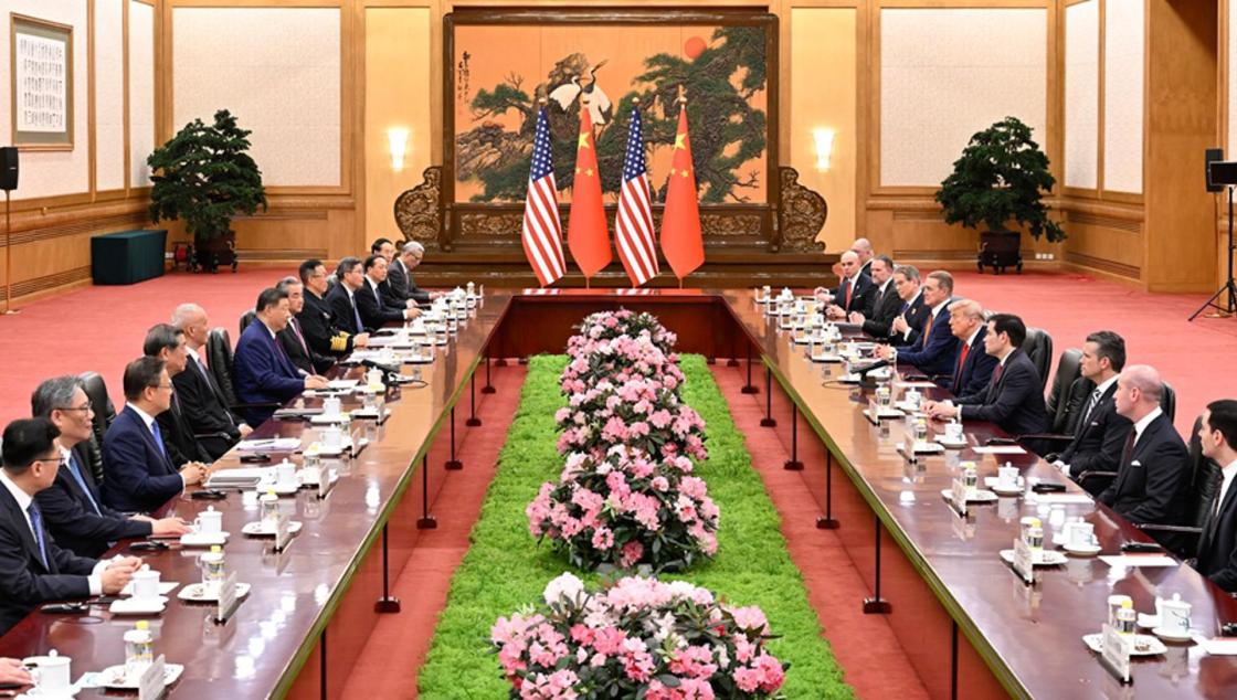 El presidente chino Xi Jinping sostiene conversaciones con el presidente de Estados Unidos Donald Trump