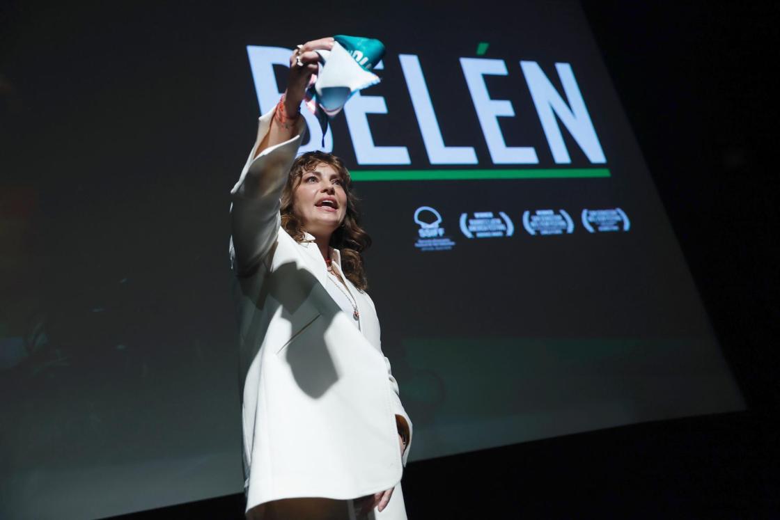 La actriz y directora argentina, Dolores Fonzi, habla durante una rueda de prensa de presentación de la película 'Belén', en una imagen de archivo. EFE/ Sáshenka Gutiérrez