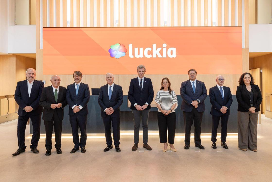 Pie de foto: Inauguración LuckiaAutor: Luckia
