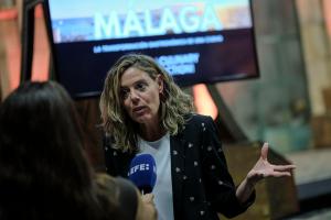 MÁLAGA, 15/06/2026.- Idoia Calleja, directora de Basque Culinary Center, da unas declaraciones a EFE durante el evento ‘Culinary Action!’ en Málaga, este lunes. Escuchar al cliente, adaptarse a las nuevas reglas de la gastronomía malagueña y aprender de los errores son algunas de las conclusiones a las que se ha llegado en la jornada ‘Culinary Action!’, incluida en el programa del Basque Culinary Center (BCC) durante el evento que se ha celebrado, este lunes, en el centro de producción de Mahou San Miguel en Málaga. EFE/ Gregorio Marrero
