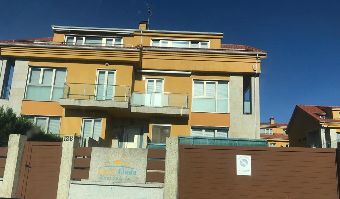 Se subastan apartamentos en la Costa Gallega, con precios a partir de 70.000 euros/ Subasta Ribeira(Uso editorial del contenido indicado)