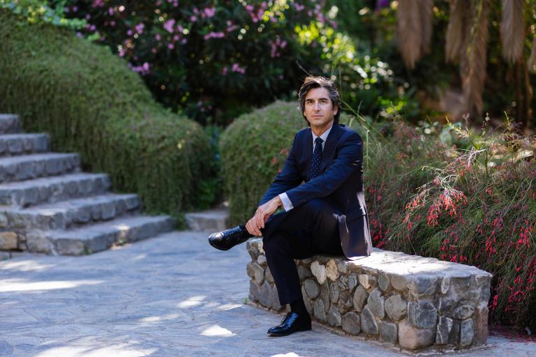 MÁLAGA, 06/06/2026.- El Concurso Internacional de Piano 'Ciudad de Málaga', que celebrará del 19 al 27 de junio su tercera edición, nació casi "como una locura", confiesa su fundador y director, el pianista Pablo Amorós, que ahora aspira a situarlo "entre los cinco o seis más importantes del mundo". EFE/ Carlos Diaz