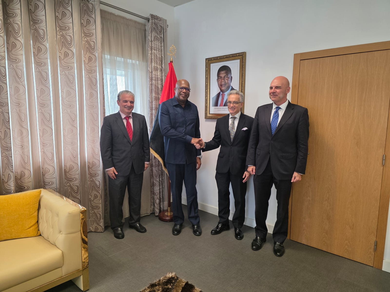 FUNIBER anuncia el impulso a la formación universitaria en Angola con una nueva carrera de medicina.