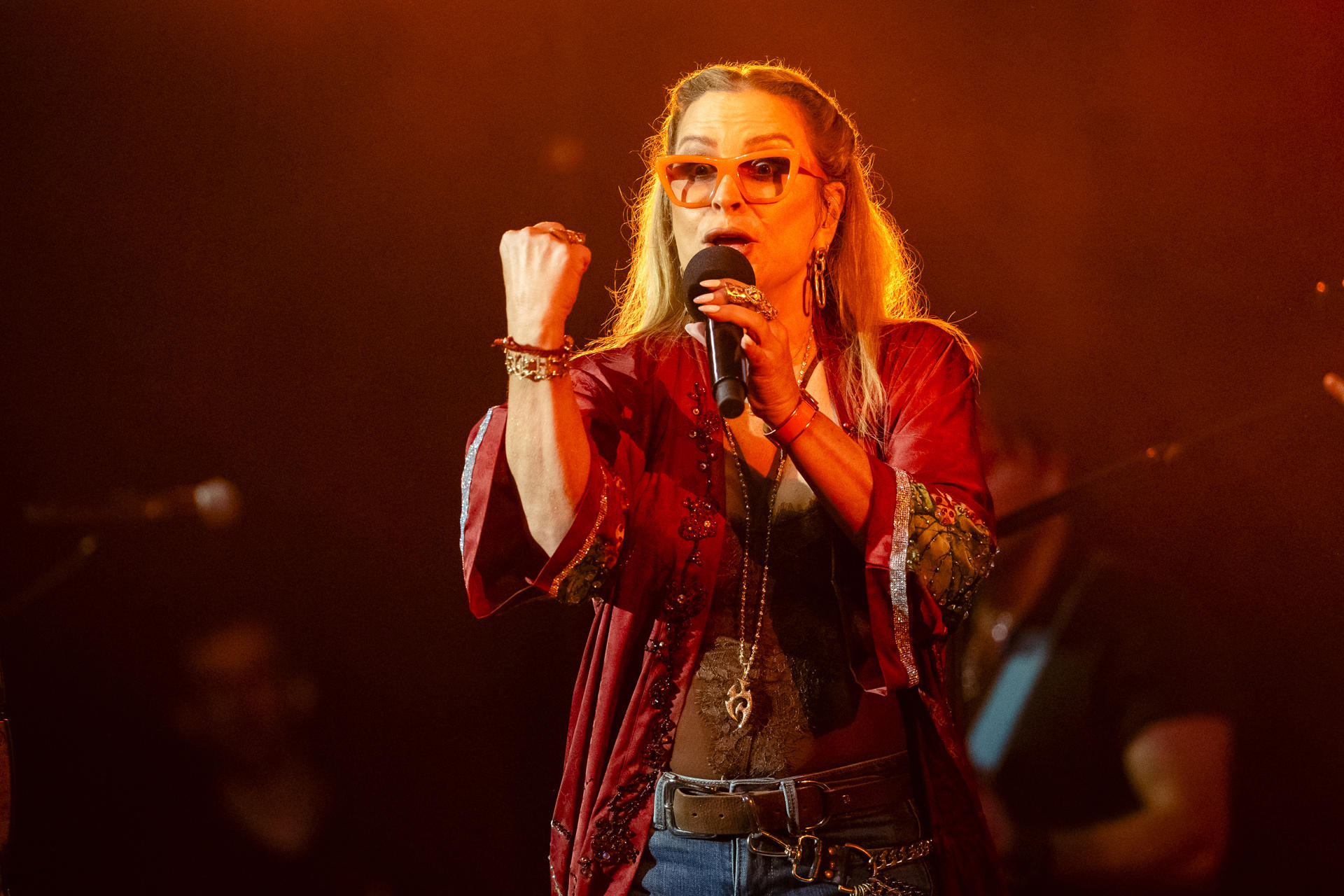 PALAFRUGELL (GIRONA), 12/07/2026.- La cantante estadounidense Anastacia durante el concierto del Festival de Cap Roig celebrado en Palafrugell. EFE/David Borrat