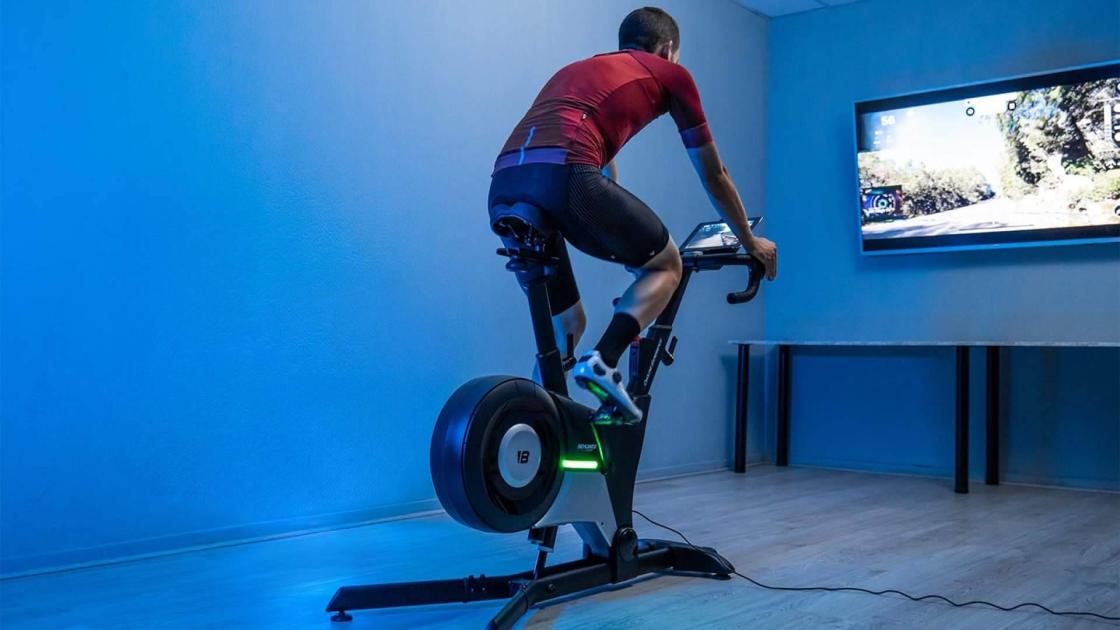 La Smart Bike Pro 8000, el buque insignia de Behumax en el ciclismo indoor. IMAGEN: Behumax