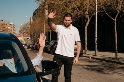 ¿Cuánto cuesta tener un coche en España en 2026?: Renting Vs Compra tradicional