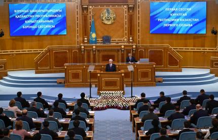 Tokáyev disuelve Gobierno de Kazajistán y da inicio a primera sesión del nuevo Parlamento
