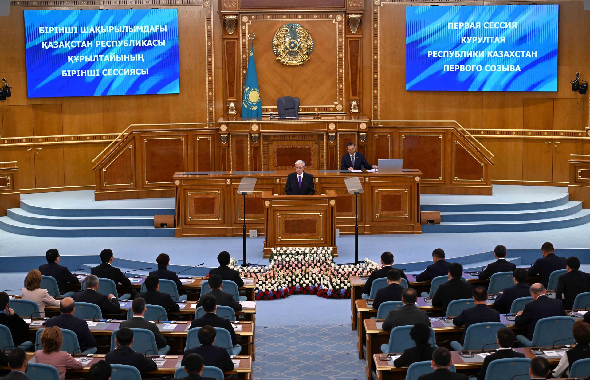 ASTANA (KAZAKHSTAN), 28/08/2026.- Kazakh President Kassym-Jomart Tokayev announced on Friday the dissolution of the Central Asian nation's government during the opening of the first session of the Kurultai, Kazakhstan’s new unicameral parliament. EFE/Kazakh Presidency (Akorda)/ EDITORIAL USE ONLY. NO SALE/ FOR USE SOLELY TO ILLUSTRATE THE ACCOMPANYING NEWS STORY (MANDATORY CREDIT).