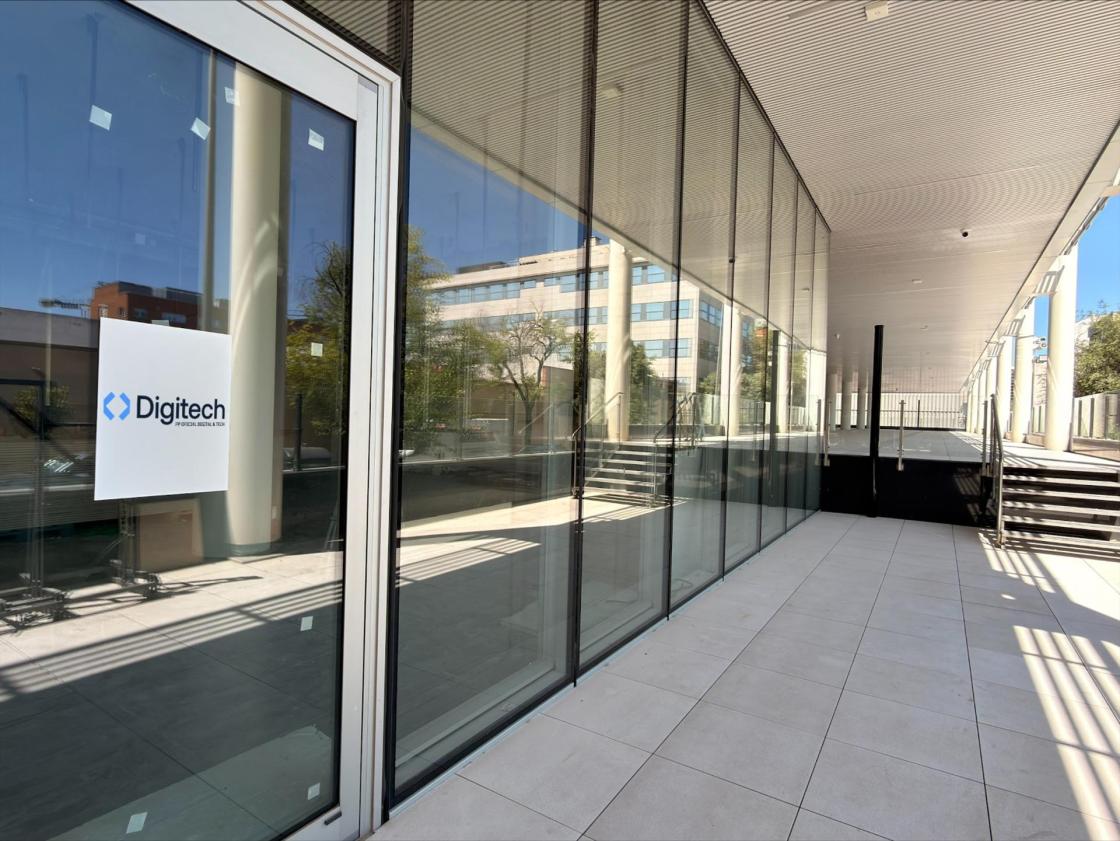 Nueva sede de Digitech en calle Julián Camarillo 31, Edificio OMAutor: Digitech FP