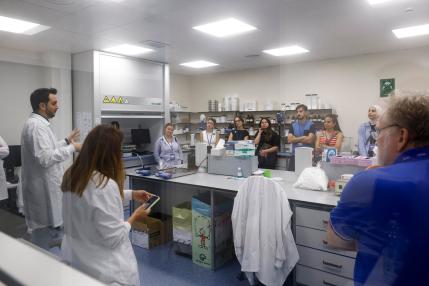 Dentaid acerca la innovación en periodontología a 200 estudiantes internacionales