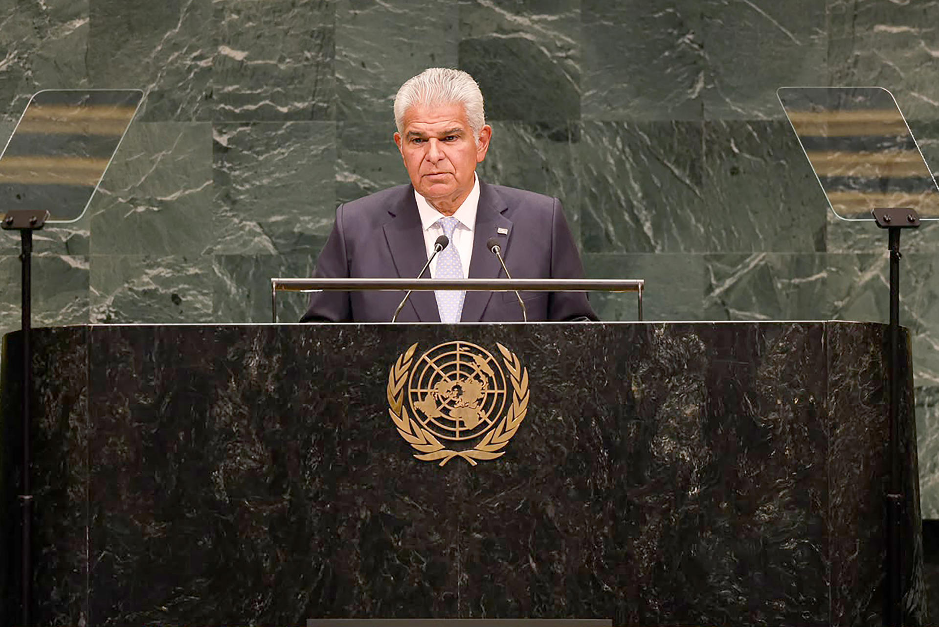 Fotografía cedida por la Presidencia de Panamá que muestra a su mandatario, José Raúl Mulino, durante su intervención en la 81ª Asamblea General de Naciones Unidas este miércoles, en Nueva Yorka (Estados Unidos). EFE/ Presidencia de Panamá /SOLO USO EDITORIAL/NO VENTAS/SOLO DISPONIBLE PARA ILUSTRAR LA NOTICIA QUE ACOMPAÑA (CRÉDITO OBLIGATORIO)