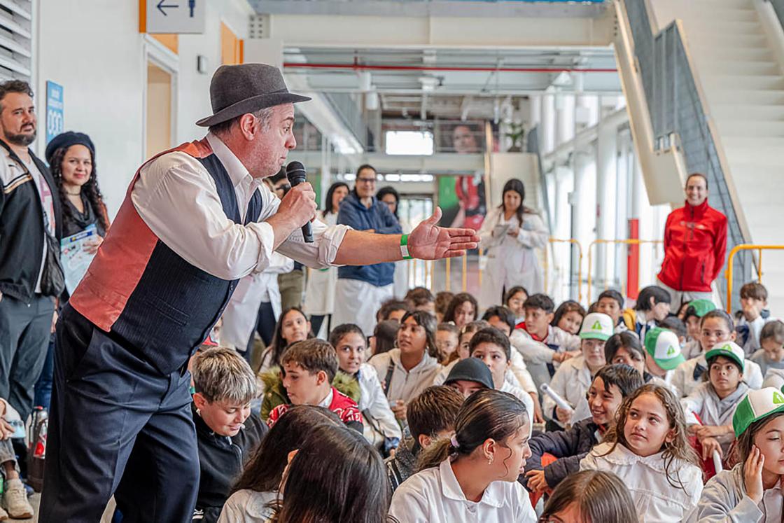 Pionera en turismo inteligente, la ciudad de Montevideo trabaja en experiencias más sostenibles y amigables tanto con el medioambiente como con las personas que llegan hasta allí. EFE/ Dirección de Turismo de la Intendencia de Montevideo /SOLO USO EDITORIAL NO VENTAS/ SOLO DISPONIBLE PARA ILUSTRAR LA NOTICIA QUE ACOMPAÑA (CRÉDITO OBLIGATORIO)