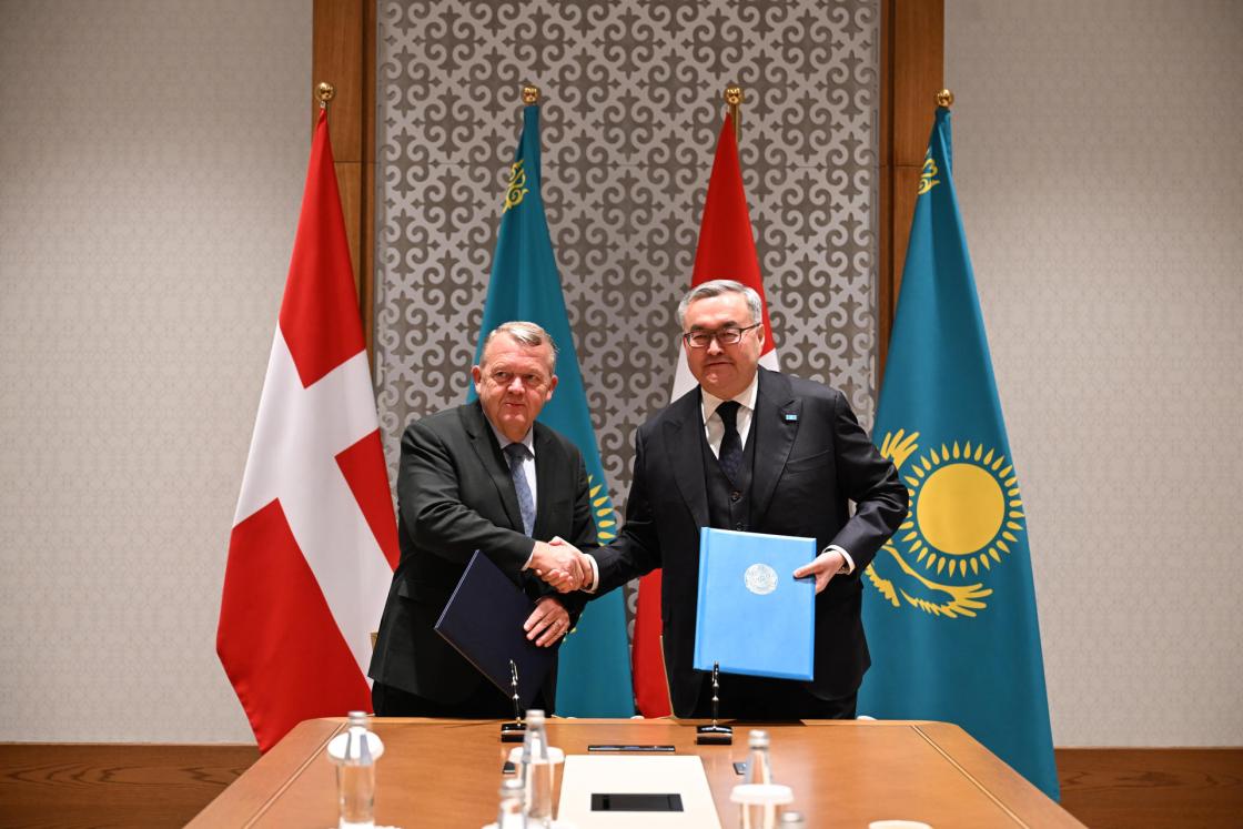 ASTANA, 02/10/2026.- Danish Foreign Minister Lars Løkke Rasmussen asked Kazakhstan, a close ally of Russia, on Friday to convince the Kremlin to seal a ceasefire agreement in Ukraine during a meeting with his Kazakh counterpart, Mukhtar Tleuberdi. EFE/ Kazakh Foreign Ministry // EDITORIAL USE ONLY / ONLY AVAILABLE TO ILLUSTRATE THE ACCOMPANYING NEWS STORY (MANDATORY CREDIT)