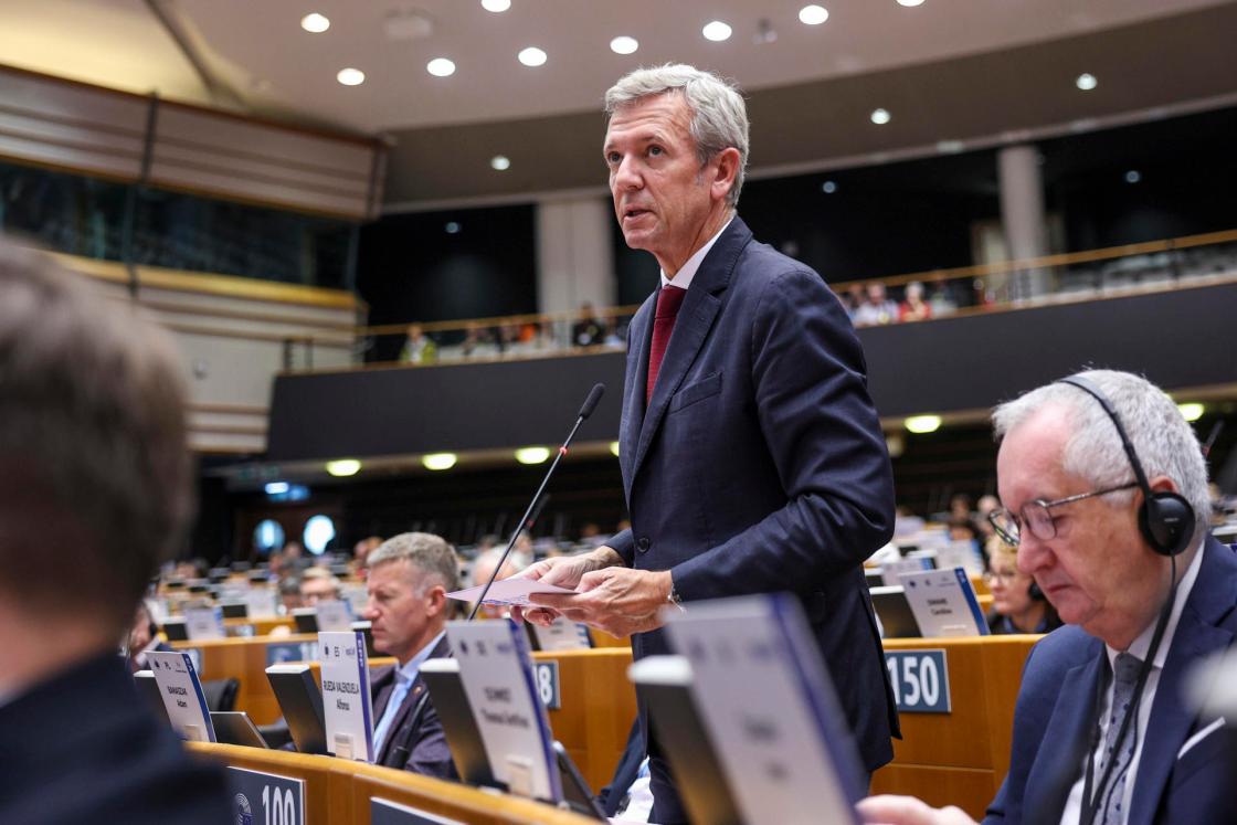 BRUSELAS, 13/10/2026.- El presidente de la Xunta, Alfonso Rueda, durante su intervención ante el Comité Europeo de las Regiones (CDR), este martes en Bruselas.-EFE/ Pablo Garrigós