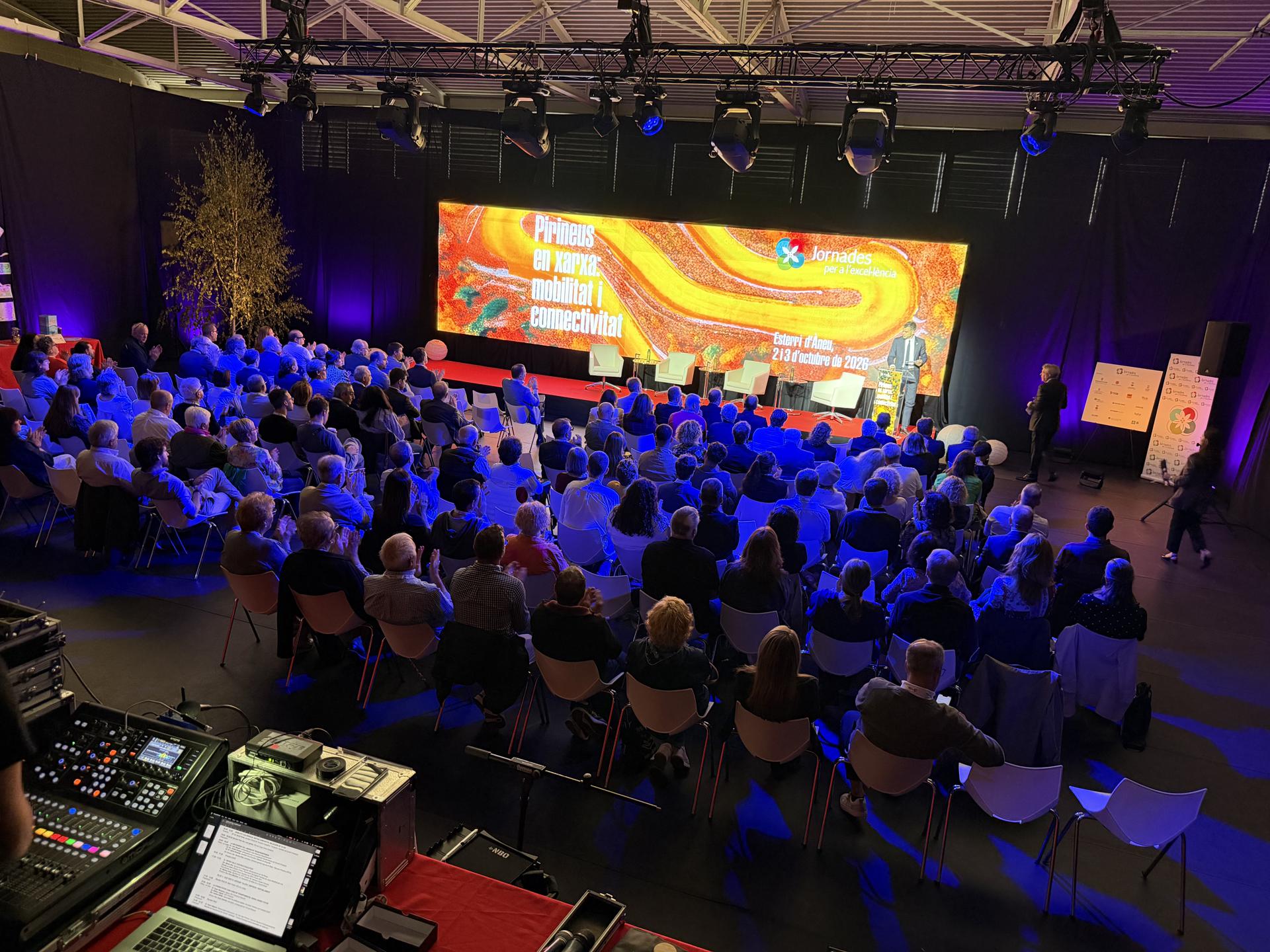 Vista de las Jornadas para la Excelencia, celebradas en Esterri d’Àneu (Lleida) bajo el título ‘Pirineos en red: movilidad y conectividad’.EFE/Asociación Jornadas para la Excelencia/CEDIDA/CRÉDITO OBLIGATORIO
