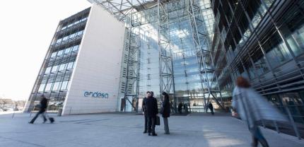 A Endesa aumenta o lucro em 15% até setembro e acelera o investimento nas redes em 42%