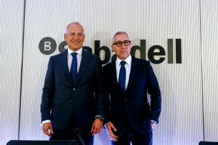 Banco Sabadell gana 1.376 millones hasta septiembre, un 1 % menos, por la venta de TSB