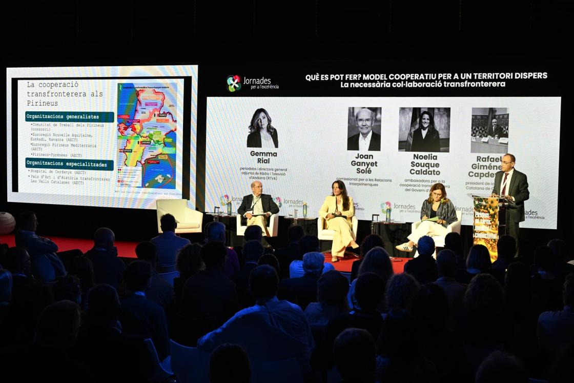 Imagen de la sesión inaugural de la decimotercera edición de las Jornadas para la Excelencia, en Esterri d’Àneu (Lleida), bajo el título ‘Pirineos en red: movilidad y conectividad’. EFE/ASSOCIACIÓ JORNADES PER A L'EXCEL·LÈNCIA/CEDIDA/CRÉDITO OBLIGATORIO